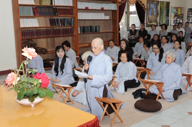 Hoa Kỳ: Chùa Phổ Từ tổ chức khóa tu học mùa hè 2013