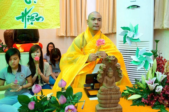 TP.HCM: Chùa Thiện Mỹ và Hội 14 Chữ dâng hoa, cúng trà mừng Phật đản