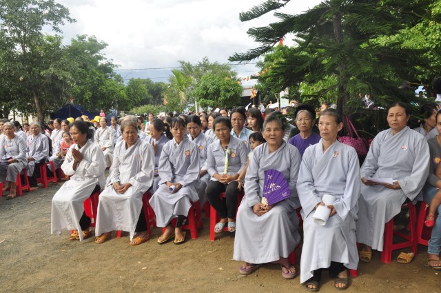 ĐăkNông: Chùa Linh Quang tổ chức đại Lễ Phật Đản PL 2557