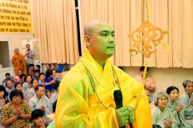 TP.HCM: Chùa Thiện Mỹ và Hội 14 Chữ dâng hoa, cúng trà mừng Phật đản