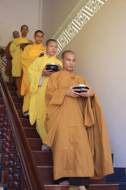 Đồng Tháp: Gieo trồng ruộng phước tại hội trại “Hiểu và Thương”