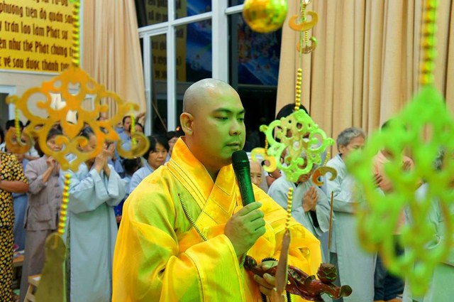 TP.HCM: Chùa Thiện Mỹ và Hội 14 Chữ dâng hoa, cúng trà mừng Phật đản