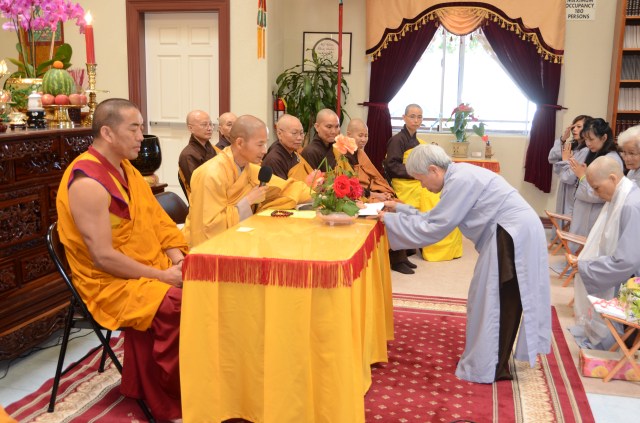 Hoa Kỳ: Chùa Phổ Từ tổ chức khóa tu học mùa hè 2013