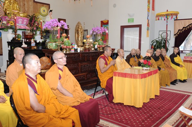 Hoa Kỳ: Chùa Phổ Từ tổ chức khóa tu học mùa hè 2013