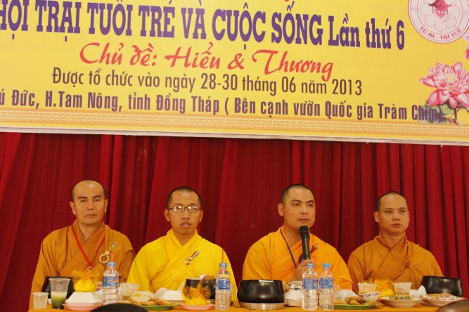 Đồng Tháp: Gieo trồng ruộng phước tại hội trại “Hiểu và Thương”