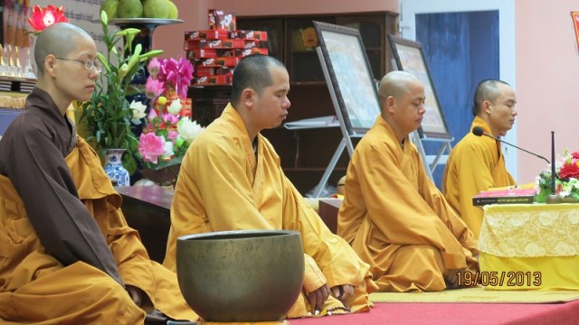 Khóa tu mừng ngày Phật đản với chủ đề ‘’ Tri ơn Phật đản sinh’’ tại chùa Sủi