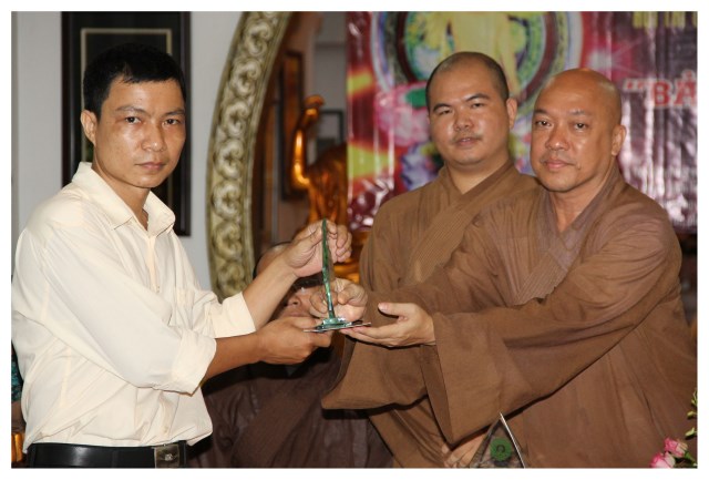 Lễ trao giải Hội thi thiết kế thiệp Phật đản lần thứ 1 tại Tp. HCM