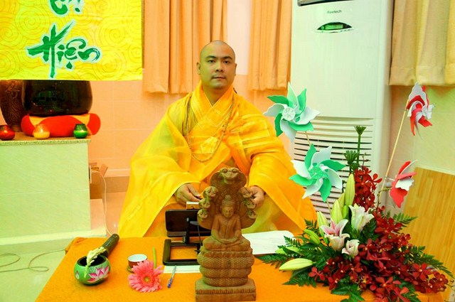 TP.HCM: Chùa Thiện Mỹ và Hội 14 Chữ dâng hoa, cúng trà mừng Phật đản