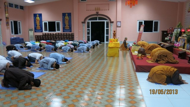 Khóa tu mừng ngày Phật đản với chủ đề ‘’ Tri ơn Phật đản sinh’’ tại chùa Sủi