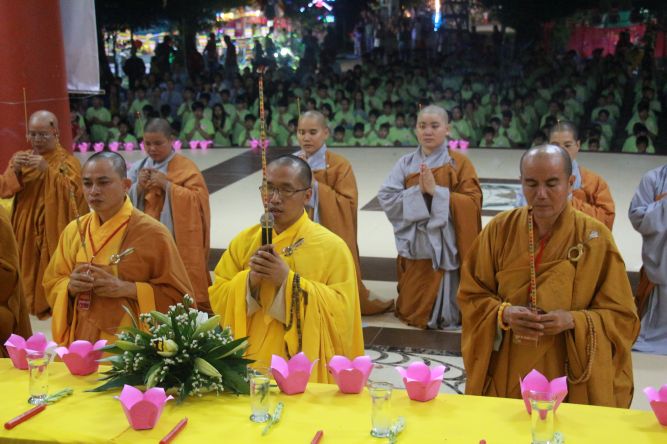 Đồng Tháp: Hội trại hiểu và thương - Ấn tượng đêm thắp nến nguyện cầu