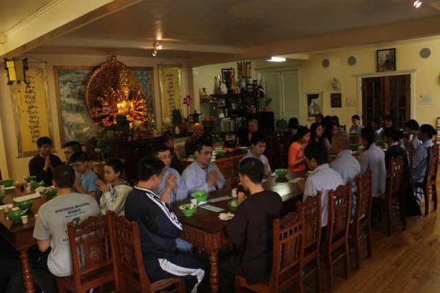 Hoa Kỳ: Chùa Trúc Lâm tổ chức khóa tu cho gia đình Phật tử