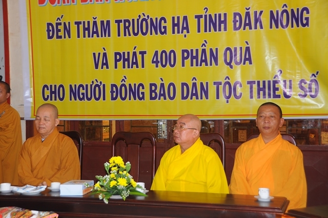 Ban Hoằng Pháp TW GHPGVN thăm trường hạ Đắk Nông