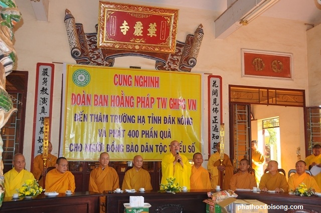 Ban Hoằng Pháp TW GHPGVN thăm trường hạ Đắk Nông