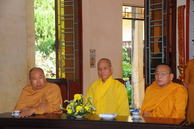 Ban Hoằng Pháp TW GHPGVN thăm trường hạ Đắk Nông