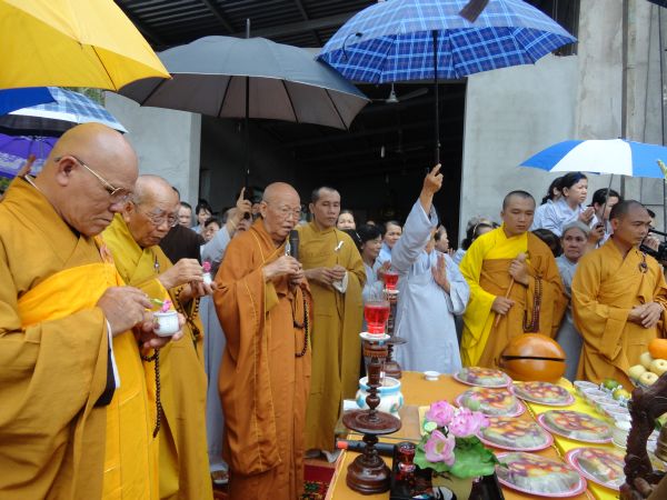 TP.HCM: Lễ đúc đại hồng chung chùa Pháp Thiện