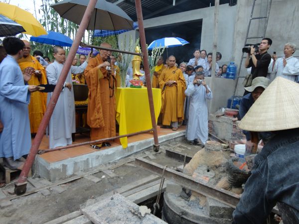 TP.HCM: Lễ đúc đại hồng chung chùa Pháp Thiện
