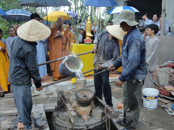 TP.HCM: Lễ đúc đại hồng chung chùa Pháp Thiện