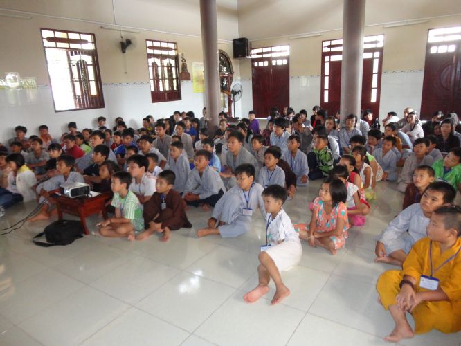 Long An: Điều con muốn nói tại khóa tu “Sống và Khát Vọng”