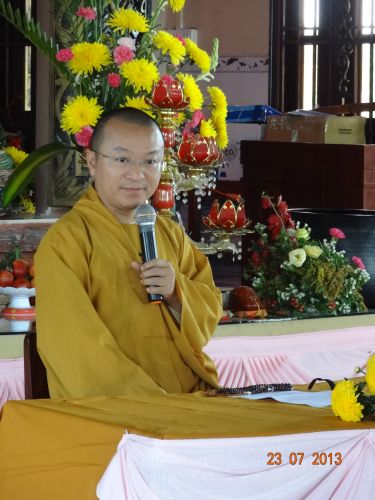 Long An: TT. Thích Nhật Từ với pháp thoại “Khát vọng sống đẹp” tại khóa tu “Sống và Khát Vọng”