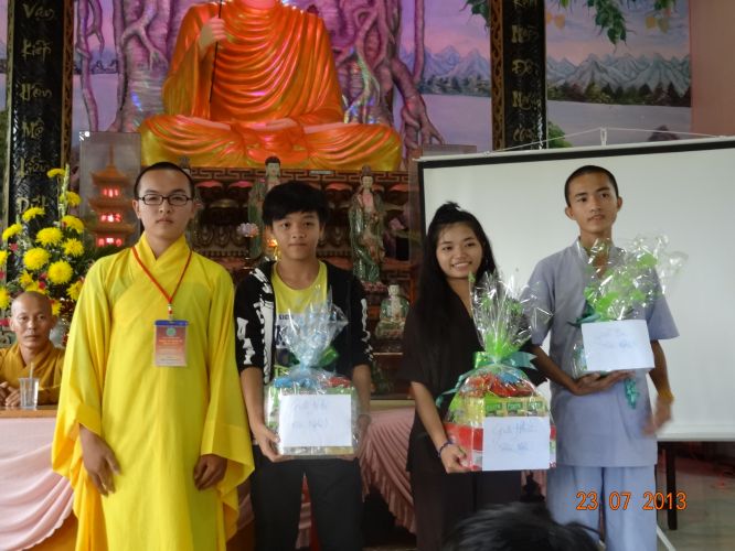 Long An: Bế mạc khóa tu mùa hè “Sống và Khát Vọng”