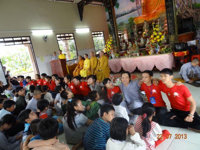 Long An: Bế mạc khóa tu mùa hè “Sống và Khát Vọng”