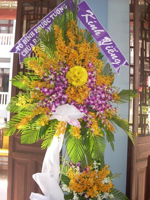 Chùm ảnh: Các đoàn viếng ĐLHT. Thích Từ Nhơn buổi sáng ngày thứ ba 28/4