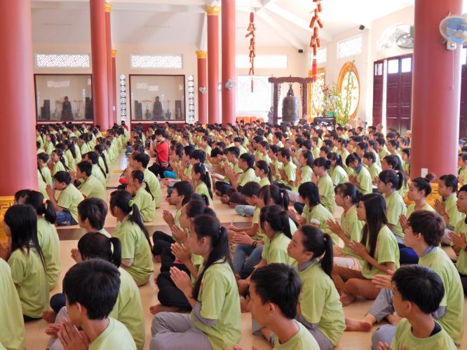 Đồng Tháp: Sư cô Hương Nhũ với pháp thoại “Hiểu và Thương” – Hội trại tuổi trẻ và cuộc sống