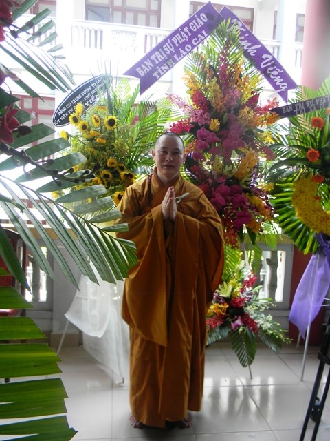 Chùm ảnh: Các đoàn viếng ĐLHT. Thích Từ Nhơn buổi sáng ngày thứ ba 28/4