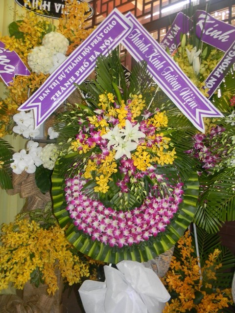 Chùm ảnh: Các đoàn viếng ĐLHT. Thích Từ Nhơn buổi sáng ngày thứ ba 28/4