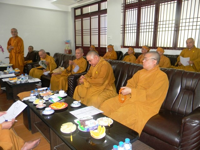 Chùm ảnh: Các đoàn viếng ĐLHT. Thích Từ Nhơn buổi sáng ngày thứ ba 28/4