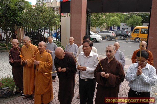 TP. HCM: Phật giáo Phú Nhuận chào mừng đại lễ Phật Đản PL 2557