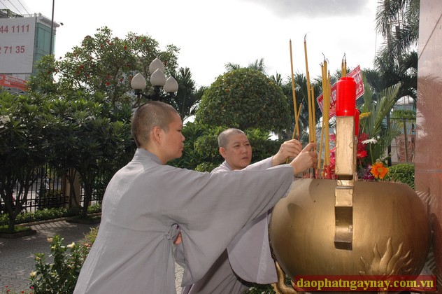 TP. HCM: Phật giáo Phú Nhuận chào mừng đại lễ Phật Đản PL 2557