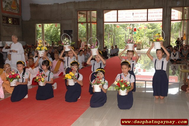 Đồng Nai: Lễ xuất gia gieo duyên lần thứ năm