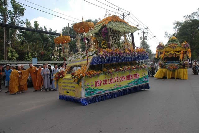 Chùm ảnh: Lễ trà tỳ nhục thân Đại lão HT. Thích Từ Nhơn