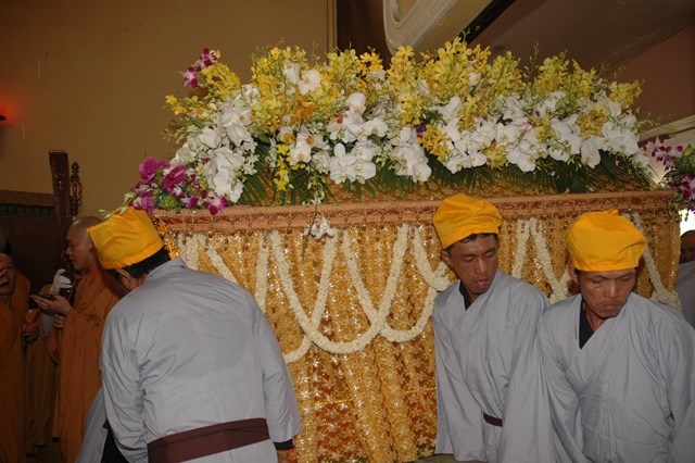 Chùm ảnh: Lễ trà tỳ nhục thân Đại lão HT. Thích Từ Nhơn