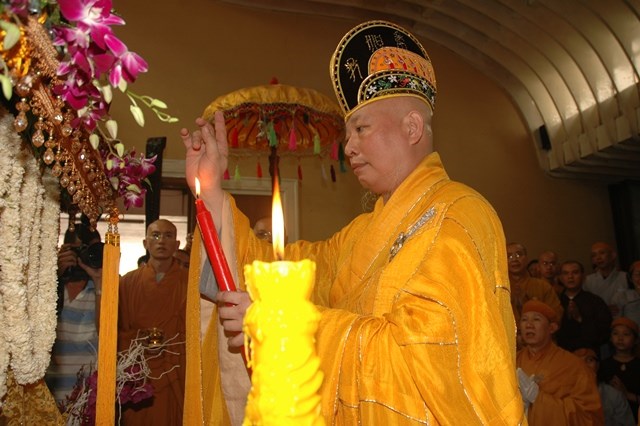 Chùm ảnh: Lễ trà tỳ nhục thân Đại lão HT. Thích Từ Nhơn