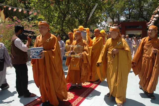 Chùm ảnh: Lễ trà tỳ nhục thân Đại lão HT. Thích Từ Nhơn