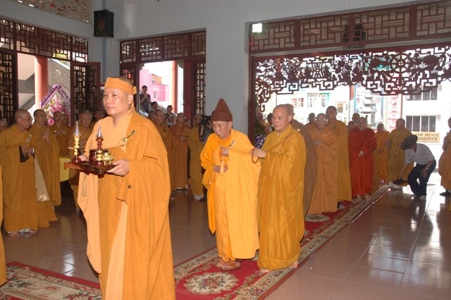 Chùm ảnh sáng ngày thứ 3 tang lễ: TW GHPGVN viếng giác linh ĐLHT. Thích Từ Nhơn