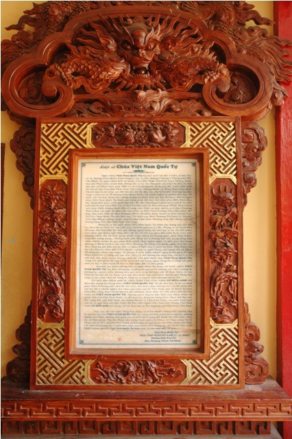 Cung nghinh xá lợi Đại lão Hòa thượng Thích Từ Nhơn về chùa Việt Nam Quốc Tự
