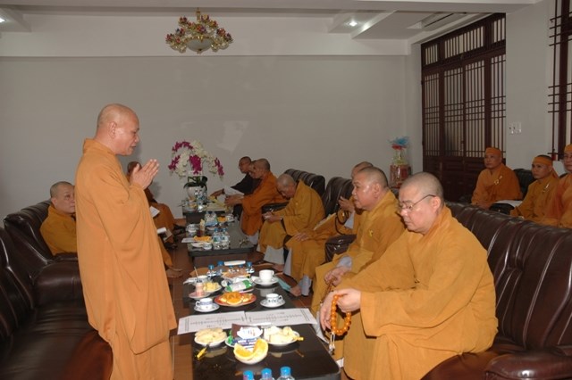 Chùm ảnh sáng ngày thứ 3 tang lễ: TW GHPGVN viếng giác linh ĐLHT. Thích Từ Nhơn