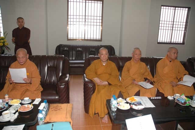 Chùm ảnh sáng ngày thứ 3 tang lễ: TW GHPGVN viếng giác linh ĐLHT. Thích Từ Nhơn