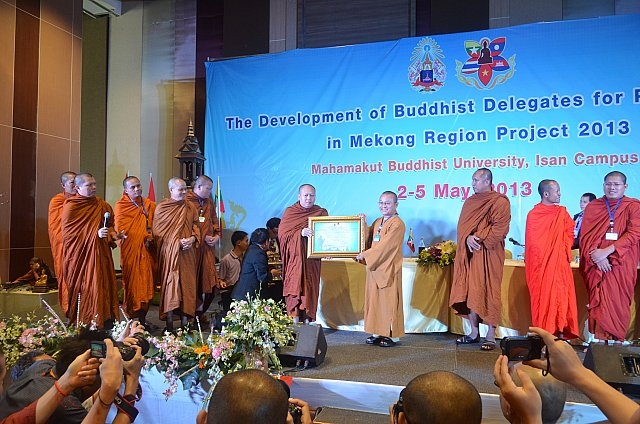 Hội thảo Phật giáo tại Đại học Mahamakut, Thái Lan