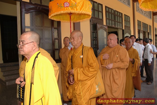Bình Dương: Lễ đón nhận xác lập kỷ lục &quot;Tượng Phật Nhập Niết Bàn Nằm Trên Mái Chùa Dài Nhất Châu Á&quot;