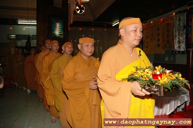 TP. HCM: Lễ khai kinh thất trai tuần cố ĐLHT thượng Từ hạ Nhơn