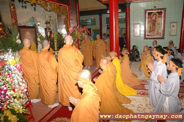 TP. HCM: Lễ khai kinh thất trai tuần cố ĐLHT thượng Từ hạ Nhơn