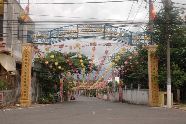 TP. HCM - Bình Dương: Khởi động mùa Phật đản PL 2557