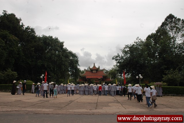 Khóa tu Gieo Hạt Từ Tâm 16: Đất thép Củ Chi