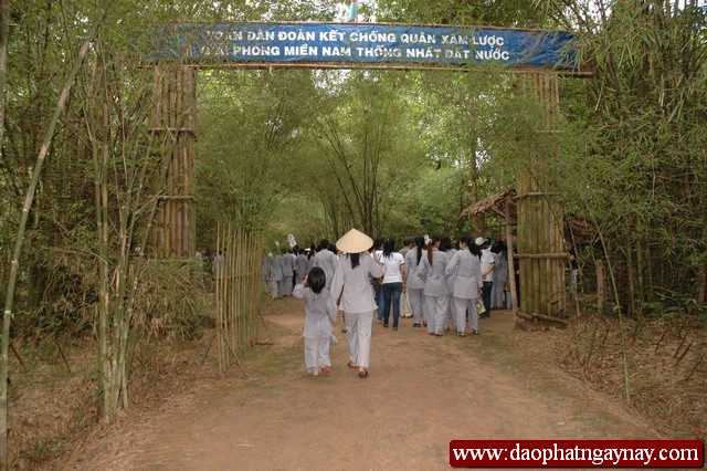 Khóa tu Gieo Hạt Từ Tâm 16: Đất thép Củ Chi