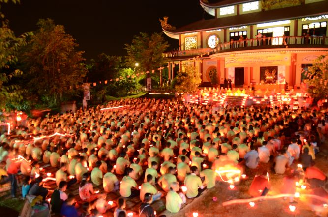 Đồng Tháp: Hội trại hiểu và thương - Ấn tượng đêm thắp nến nguyện cầu
