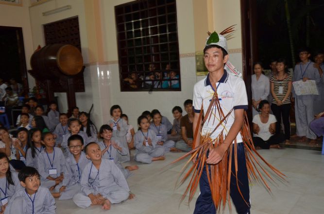 Tiền Giang: Đêm biểu diễn thời trang và văn nghệ tại khóa tu “Vươn tới những ước mơ”
